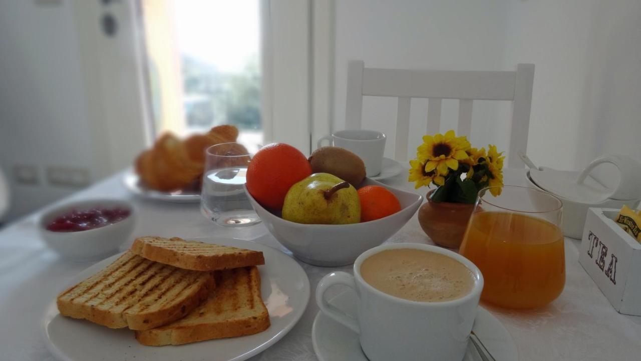 La Casa Dei Limoni Bed & Breakfast Genoa Ngoại thất bức ảnh